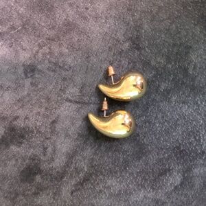 Gold teardrop waterdrop earrings
